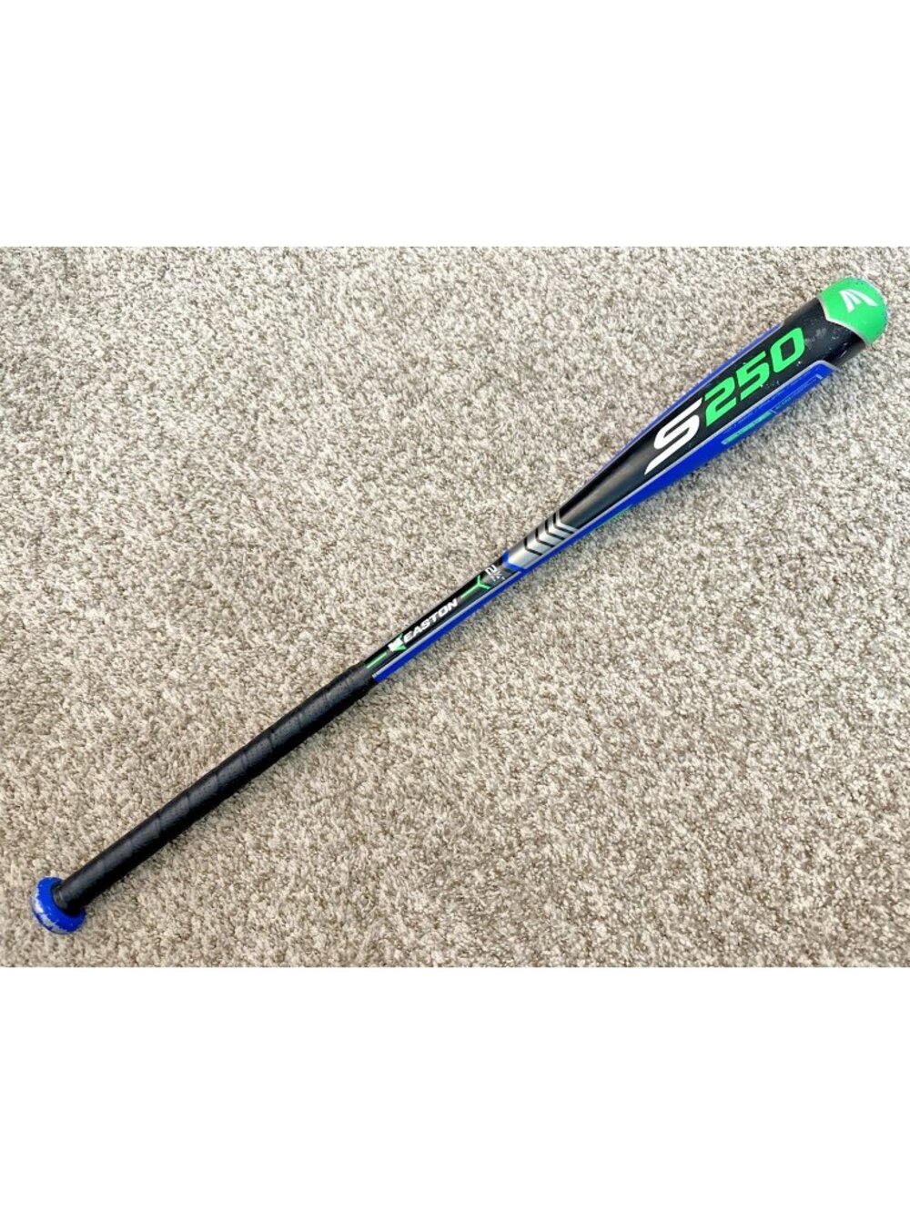 Easton S250 Baseball Bat 30” 20 oz. 2 1/4 Dia. ALX50 Model# YSB18S250 (-10) USAB